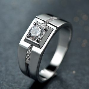 Stylish Men's Sterling Silver Ring - Elegant Design for Every Occasion