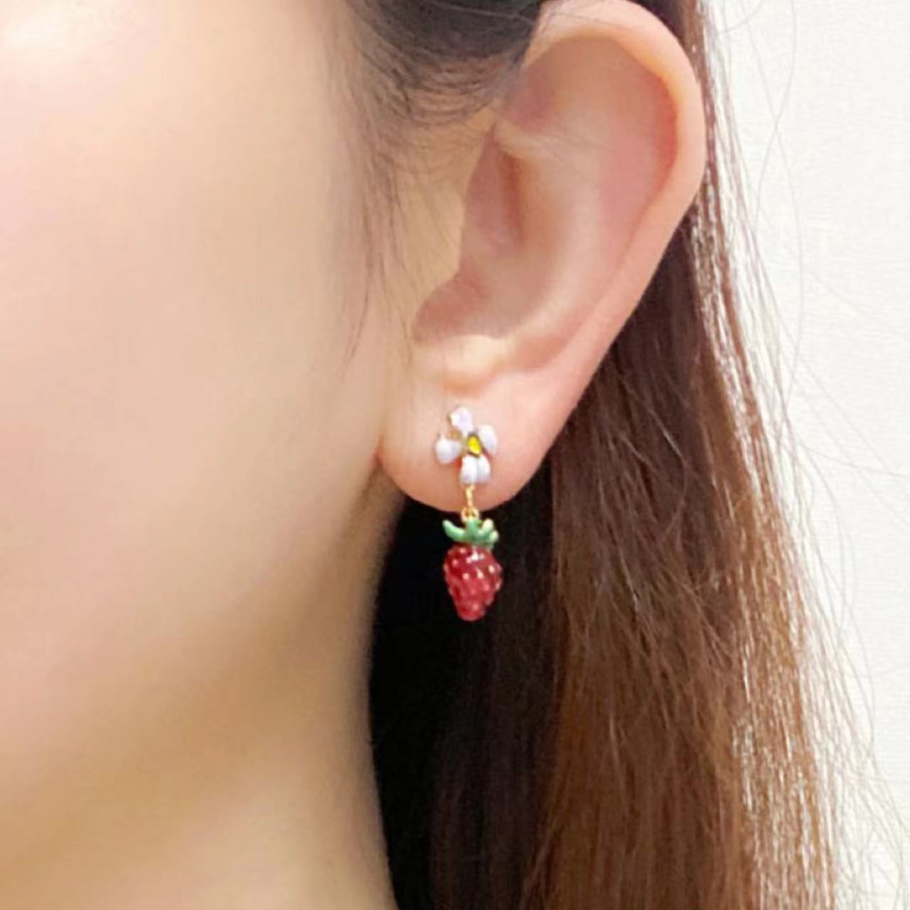 Cute Drop Oil Strawberry Flower Stud Earrings for Women - All-Match Style