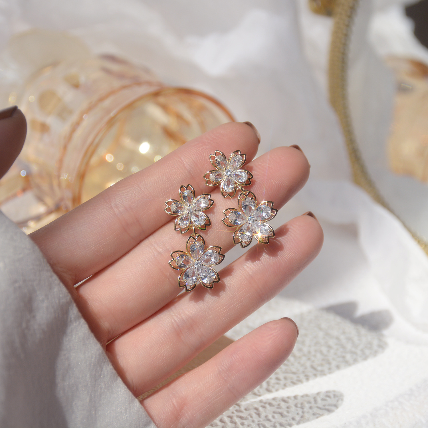 Shining Zircon Flower Temperament Fairy Earrings for Heavy Industry Design - Image 4