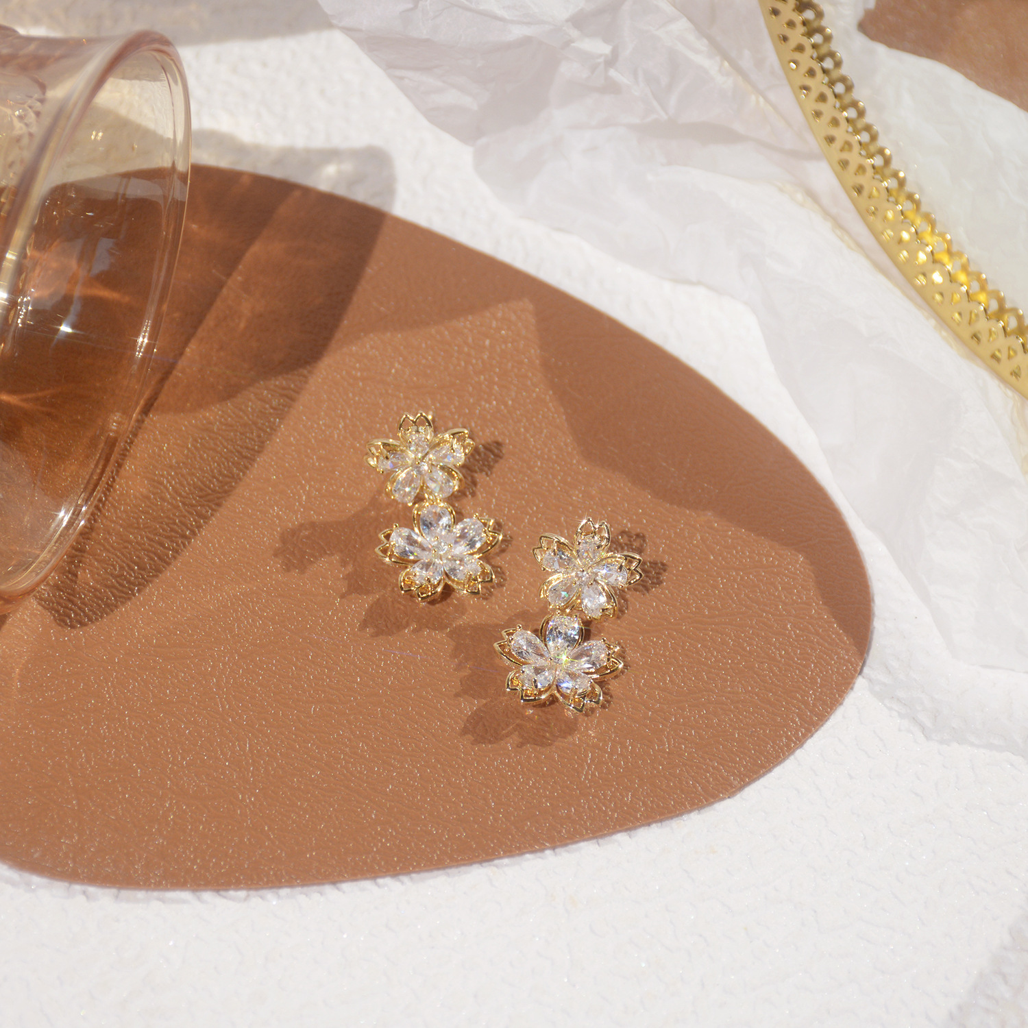 Shining Zircon Flower Temperament Fairy Earrings for Heavy Industry Design - Image 5