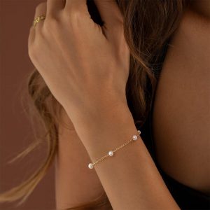 Stylish Women's Versatile Personality Bracelet - Simple Elegance for Every Occasion