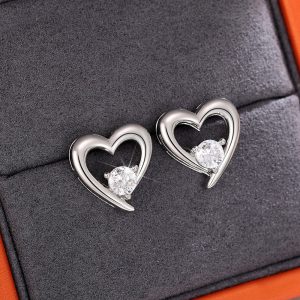 Stylish Hollow Heart Ear Studs for Women - Simple & Compact Design