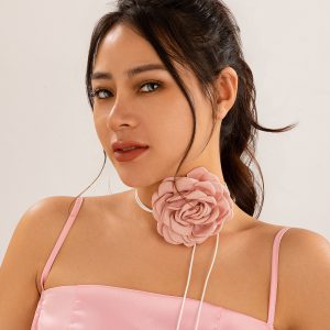 Red Rose Flower Leather Wax Line Necklace - Stylish and Unique Accessory