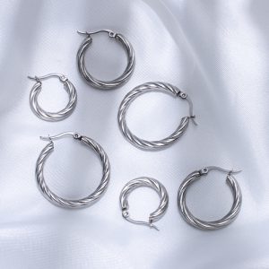 Vintage-Inspired Women's Trendy Round Twill Stainless Steel Earring Set