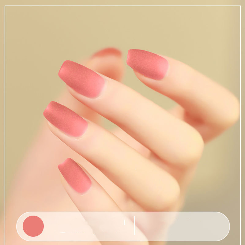 Long-lasting Matte Nail Polish for a Chic and Elegant Finish - Image 2