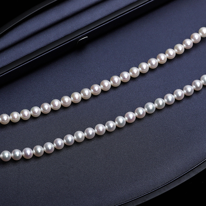 Elegant Pearl Necklace - Timeless Jewelry for Every Occasion - Image 3