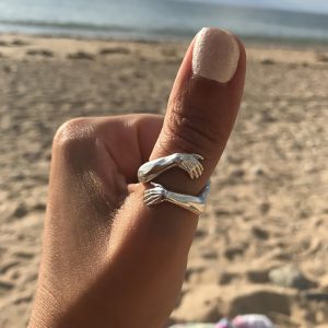 Stylish Simple Fashion Embrace Hands Hug Ring - Unique Special-Interest Jewelry