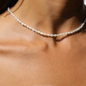 Elegant Women's Freshwater Pearl Necklace - Timeless Jewelry Piece