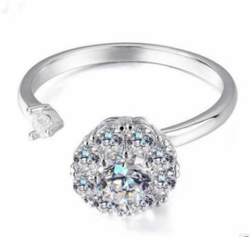 Trendy Yu Hao Jewelry: High-Speed Rotating Zircon Ring with Micro-Inlay - Image 9