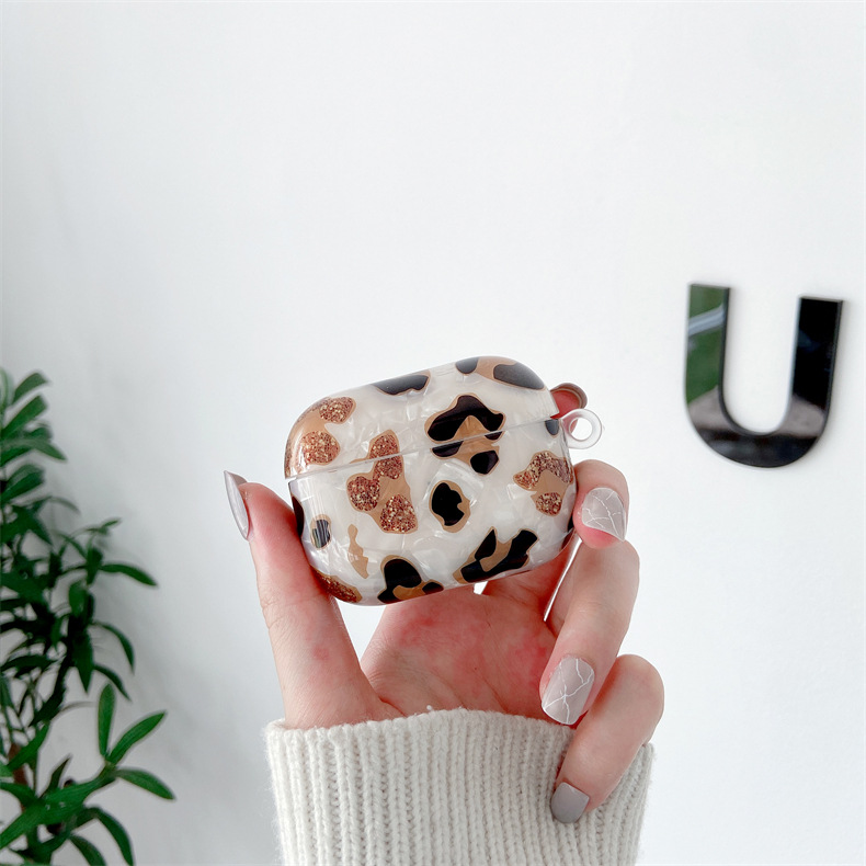 Stylish Leopard Print Wireless Bluetooth Headset Case for Ultimate Protection - Image 4