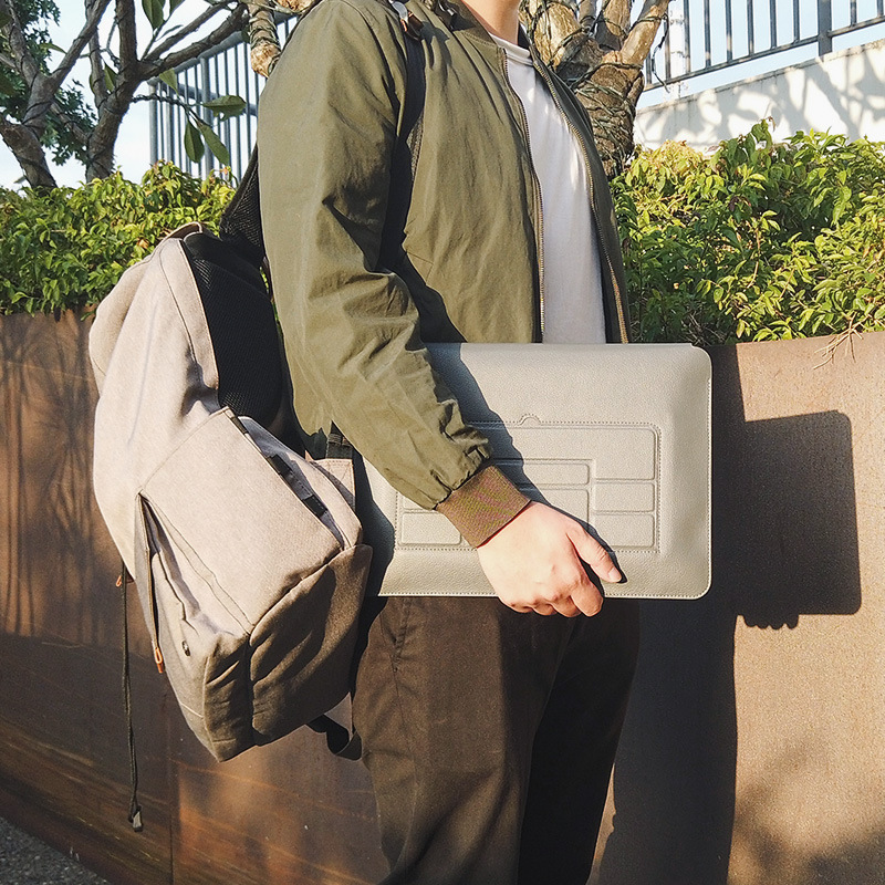 Three-In-One Laptop Bag with Hand Pad and Stand for Ultimate Convenience - Image 6